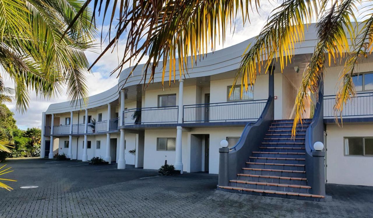 Breakers Motel Whangamata Eksteriør billede