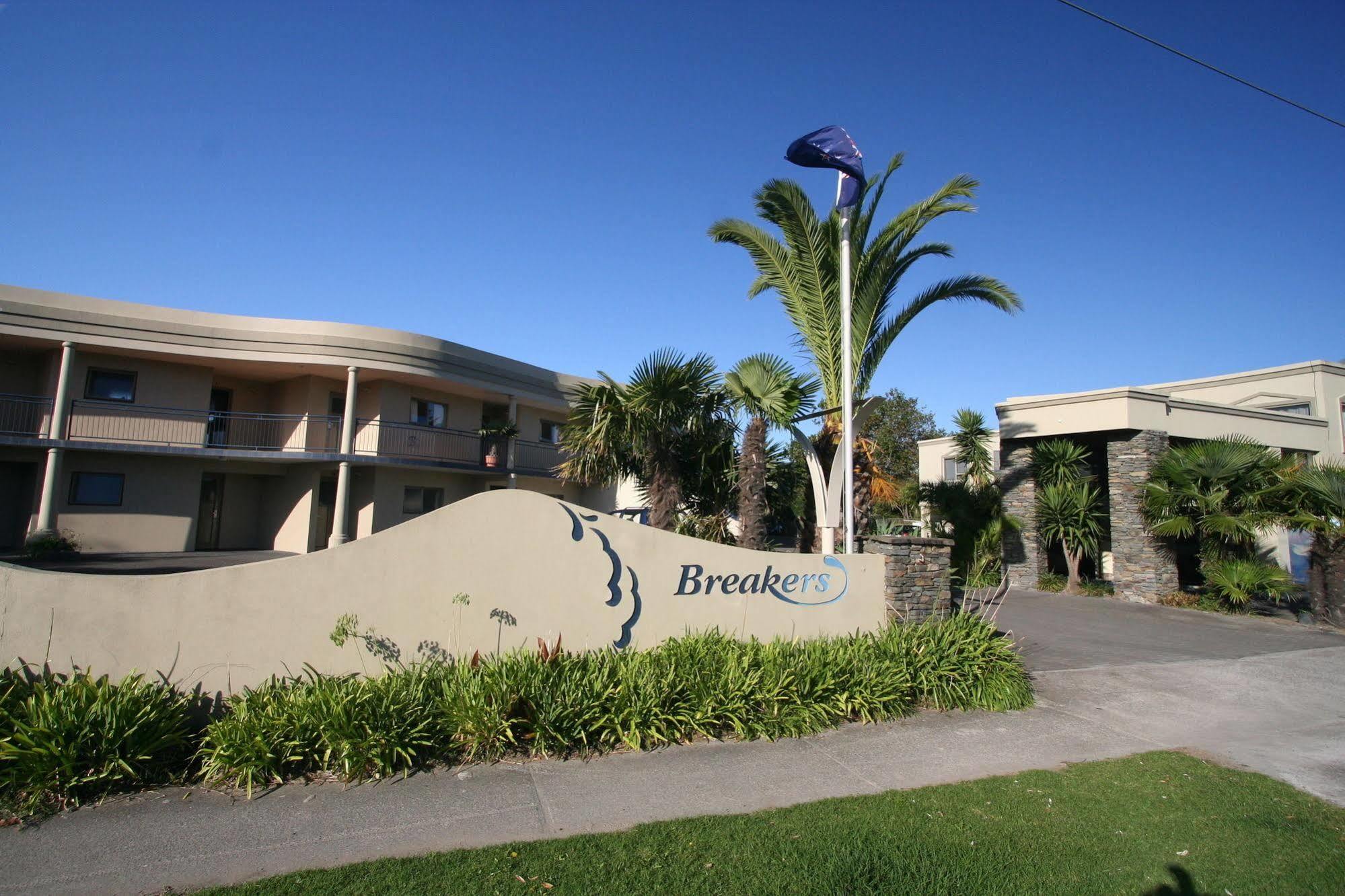 Breakers Motel Whangamata Eksteriør billede