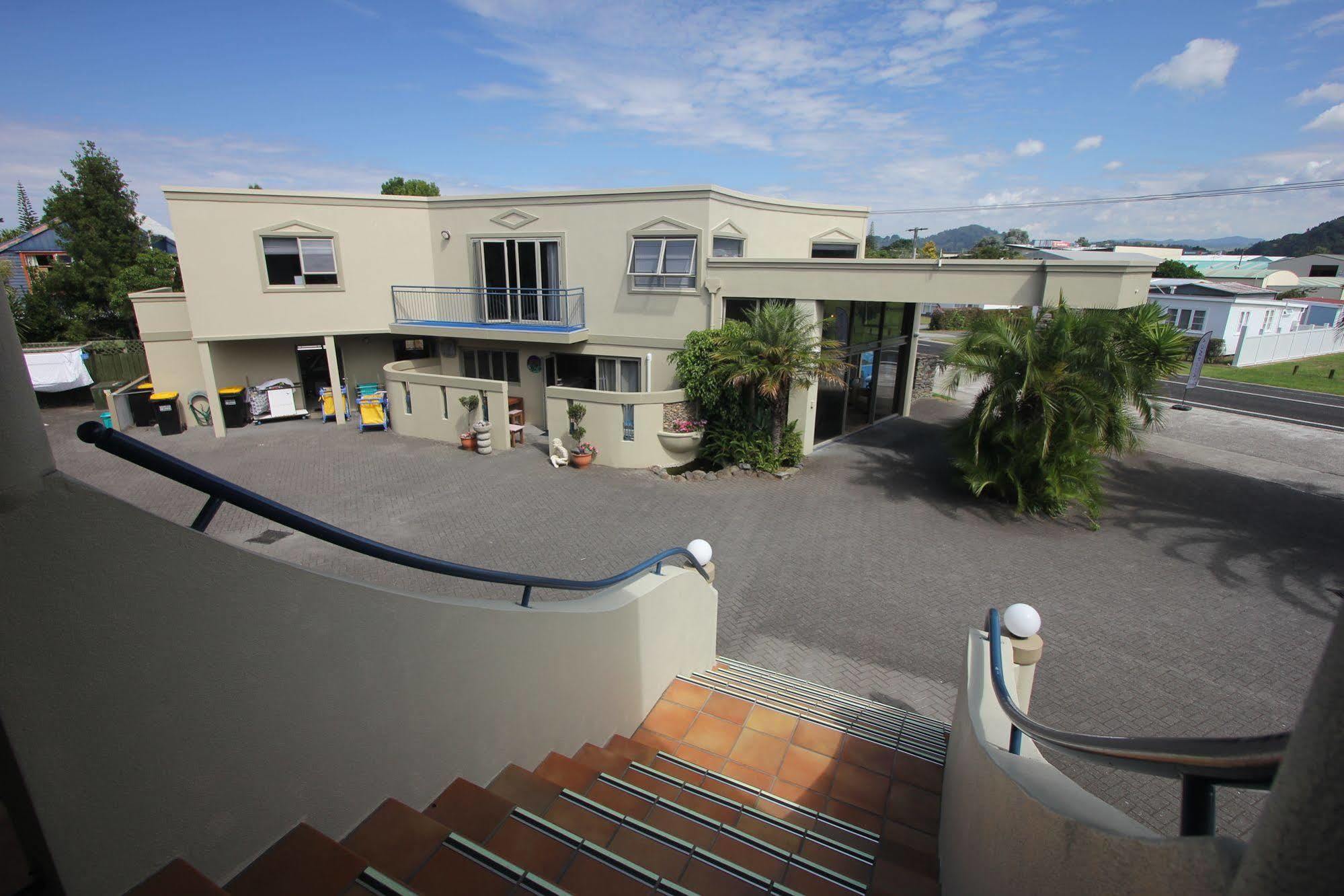 Breakers Motel Whangamata Eksteriør billede